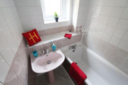 3 bedroom Property to let in Rupert Street, Nechells B7 - 8-8 Viewings