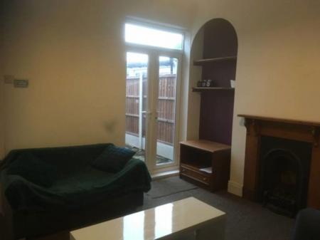 4 bedroom Property to let in Leslie Road, Edgbaston B16 - 8-8 Viewings