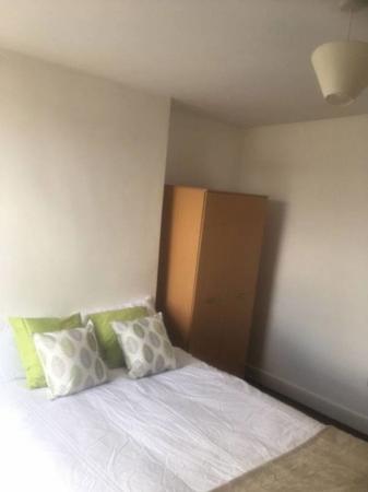 4 bedroom Property to let in Leslie Road, Edgbaston B16 - 8-8 Viewings