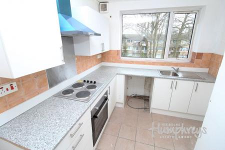 2 bedroom Property to let in Richmond Close, Hansworth Wood B20