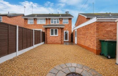 3 bedroom Property to let in Edgefield Road CV2