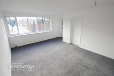 2 bedroom Property to let in Albany Court, Halesowen B62