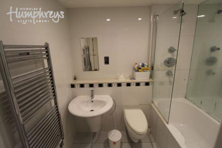 1 bedroom Property to let in Grosvenor St West - B16