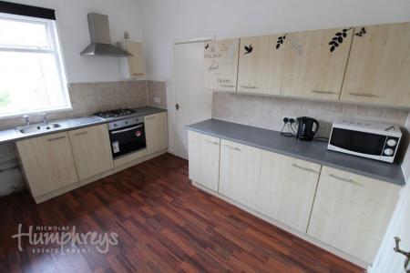1 bedroom Property to let in Evelyn Road B11 - 8-8 Viewings