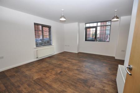 1 bedroom Apartment for sale in Caxton Court, Burton-On-Trent