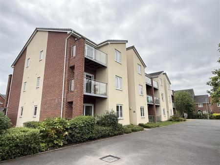 1 bedroom Apartment for sale in Saw Mill Way, Burton-On-Trent
