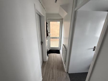 2 bedroom Apartment for sale in Mayfield Road, Burton-On-Trent