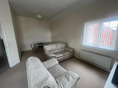 2 bedroom Apartment for sale in Anglesey Road, Burton-On-Trent