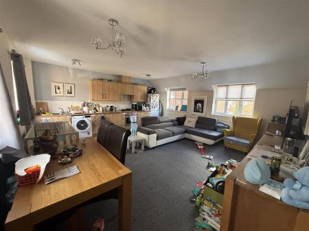 1 bedroom Apartment for sale in Pipers Way, Burton-On-Trent