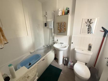 1 bedroom Apartment for sale in Pipers Way, Burton-On-Trent