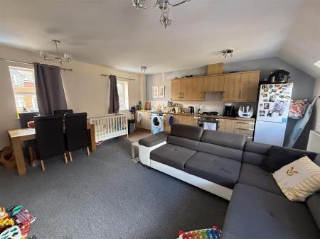 1 bedroom Apartment for sale in Pipers Way, Burton-On-Trent