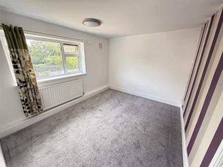 2 bedroom Apartment for sale in Manor Crescent, Burton-On-Trent