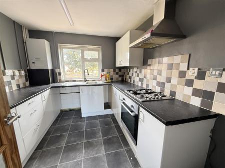 2 bedroom Apartment for sale in Manor Crescent, Burton-On-Trent