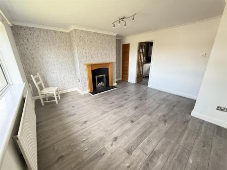 2 bedroom Apartment for sale in Manor Crescent, Burton-On-Trent