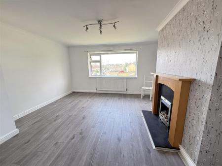 2 bedroom Apartment for sale in Manor Crescent, Burton-On-Trent