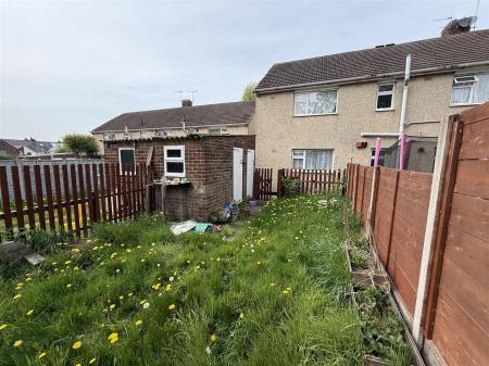 2 bedroom Apartment for sale in Manor Crescent, Burton-On-Trent