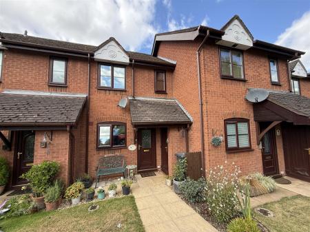 2 bedroom Terraced House for sale in Derwent Close, Burton-On-Trent