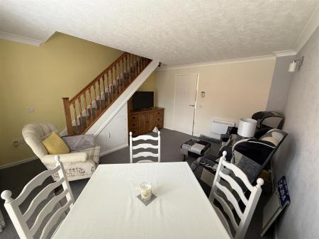 2 bedroom Terraced House for sale in Derwent Close, Burton-On-Trent