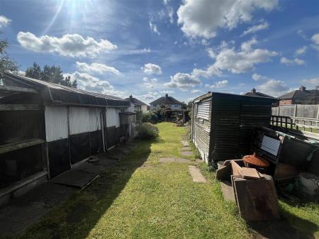 3 bedroom Semi-detached house for sale in Manor Road, Burton-On-Trent