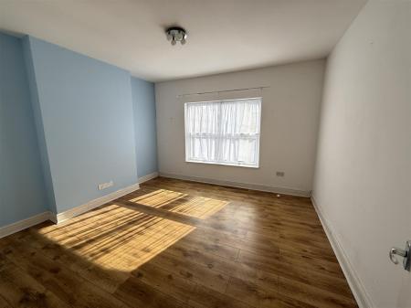 2 bedroom Terraced House for sale in Weston Street, Swadlincote
