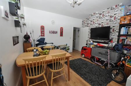 2 bedroom Terraced House for sale in Weston Street, Swadlincote