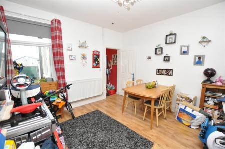 2 bedroom Terraced House for sale in Weston Street, Swadlincote