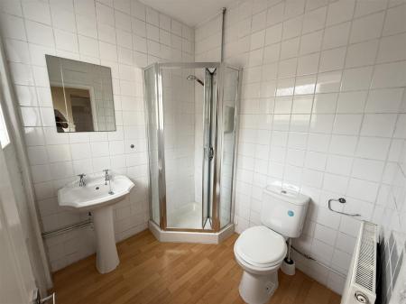 3 bedroom End of terrace house for sale in Goodman Street, Burton-On-Trent