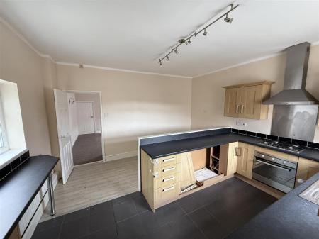 3 bedroom End of terrace house for sale in Goodman Street, Burton-On-Trent