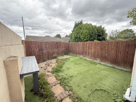 3 bedroom End of terrace house for sale in Goodman Street, Burton-On-Trent