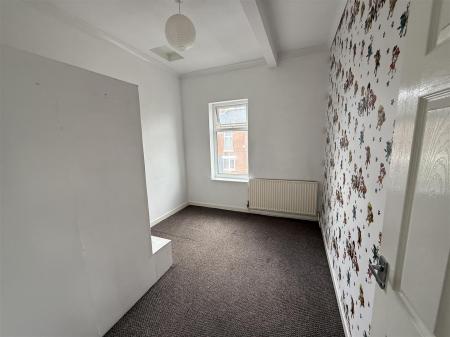 3 bedroom End of terrace house for sale in Goodman Street, Burton-On-Trent