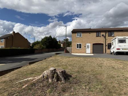 2 bedroom End of terrace house for sale in Grafton Road, Burton-On-Trent