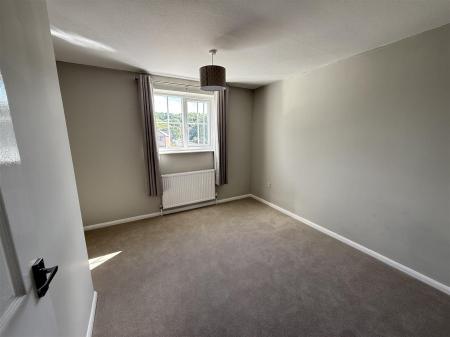 2 bedroom End of terrace house for sale in Grafton Road, Burton-On-Trent