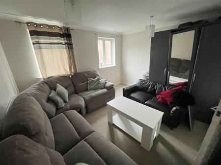 3 bedroom Town house for sale in Grants Yard, Burton-On-Trent