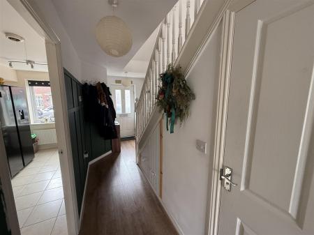 3 bedroom Town house for sale in Balata Way, Burton-On-Trent