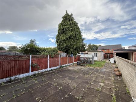 3 bedroom Semi-detached house for sale in Blackpool Street, Burton-On-Trent