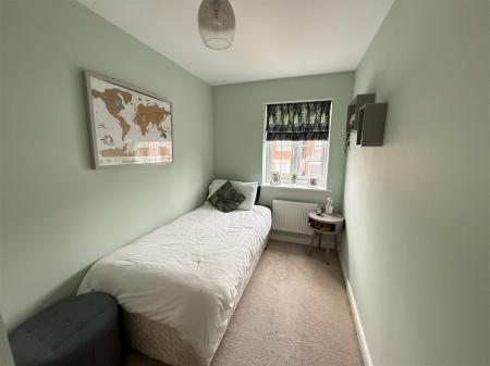 2 bedroom Semi-detached house for sale in Sutton Crescent, Barton Under Needwood