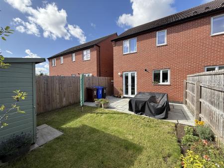 3 bedroom Semi-detached house for sale in Knight Drive, Burton on trent