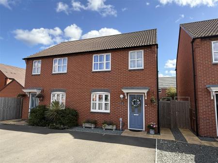 3 bedroom Semi-detached house for sale in Knight Drive, Burton on trent