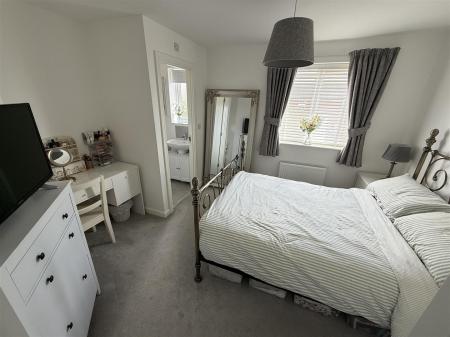 3 bedroom Semi-detached house for sale in Knight Drive, Burton on trent