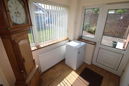 2 bedroom Detached bungalow for sale in Lordswell Road, Burton Upon Trent