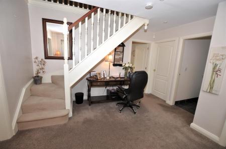 4 bedroom Detached house for sale in Fauld Lane, Tutbury, Burton-On-Trent