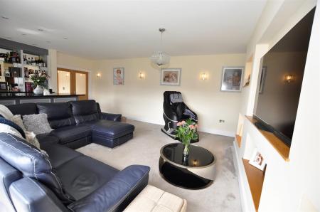 4 bedroom Detached bungalow for sale in Colliery Lane, Linton, Swadlincote