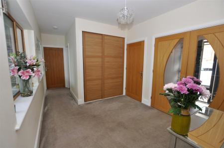 4 bedroom Detached bungalow for sale in Colliery Lane, Linton, Swadlincote