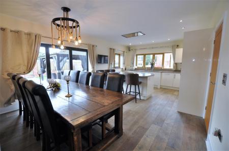 4 bedroom Detached bungalow for sale in Colliery Lane, Linton, Swadlincote