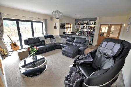 4 bedroom Detached bungalow for sale in Colliery Lane, Linton, Swadlincote