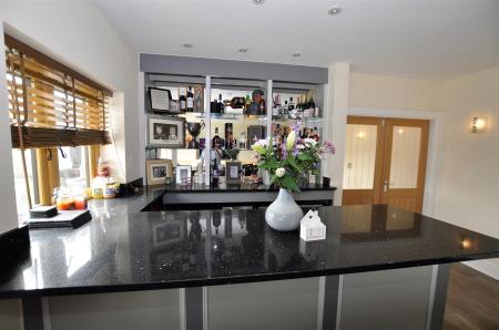 4 bedroom Detached bungalow for sale in Colliery Lane, Linton, Swadlincote