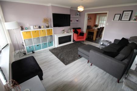 3 bedroom Terraced House to let in Harrow Drive, Burton Upon Trent, Branston, DE14
