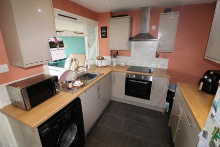 3 bedroom Terraced House to let in Harrow Drive, Burton Upon Trent, Branston, DE14