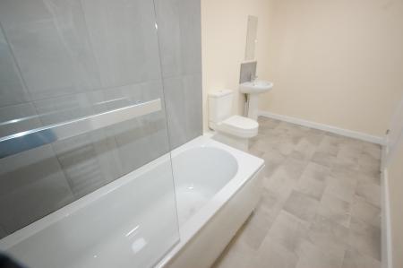 2 bedroom Apartment to let in Horninglow Road North, Burton upon Trent, DE13