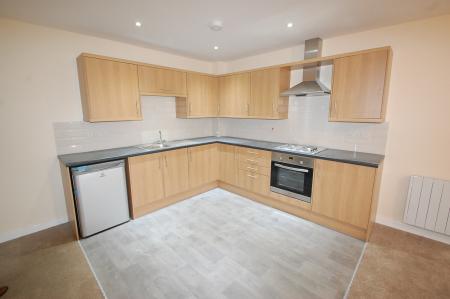 2 bedroom Apartment to let in Horninglow Road North, Burton upon Trent, DE13